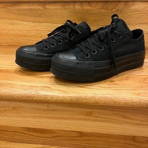 CONVERSE Chuck Taylor All Star Black Platform Low Top Shoes